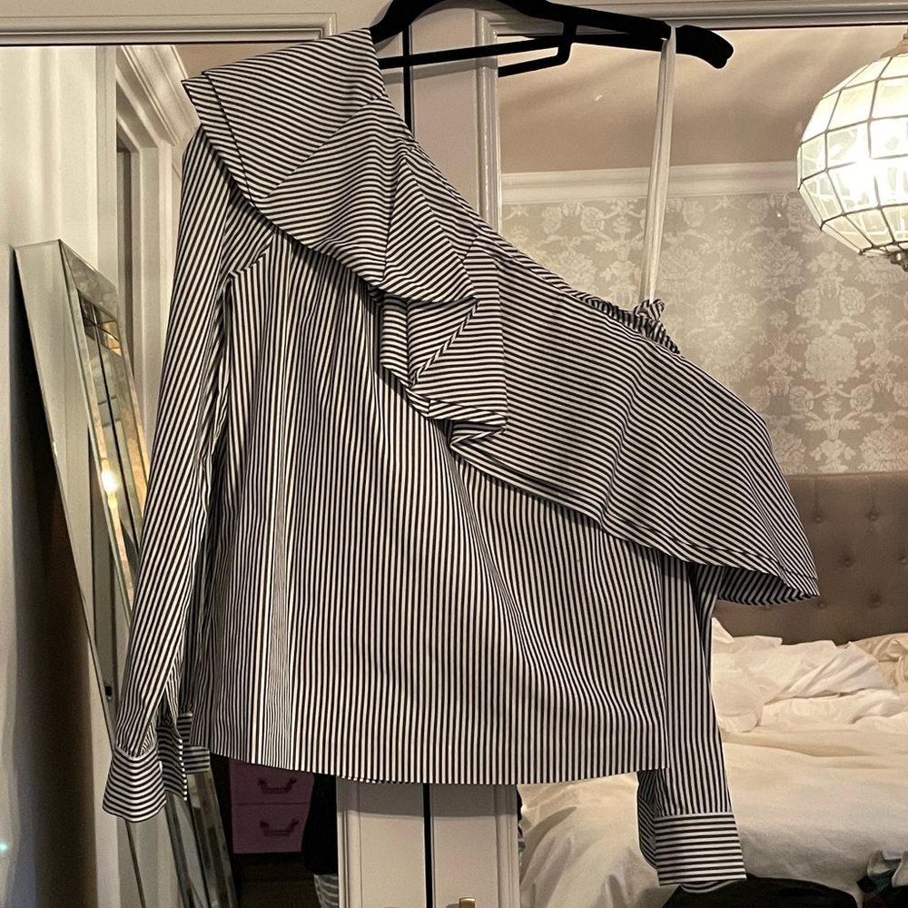 Club Monaco Off the Shoulder Blouse - Size 0